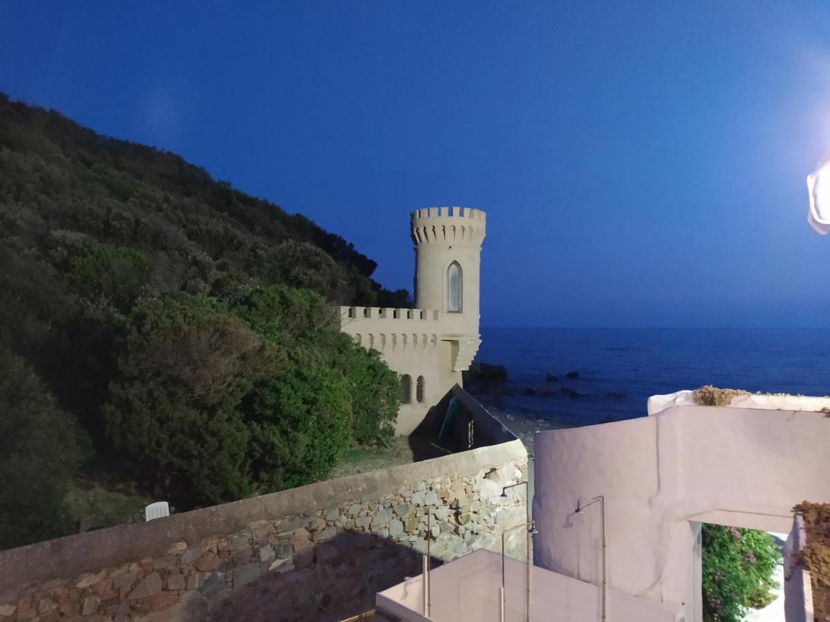 Villa Tra Mare E Bosco Nella Splendida Quercianella Exterior foto