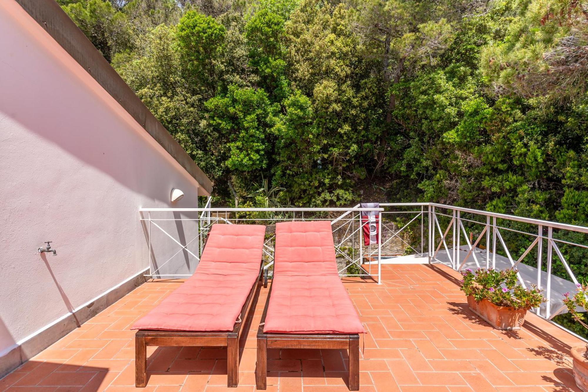 Villa Tra Mare E Bosco Nella Splendida Quercianella Exterior foto