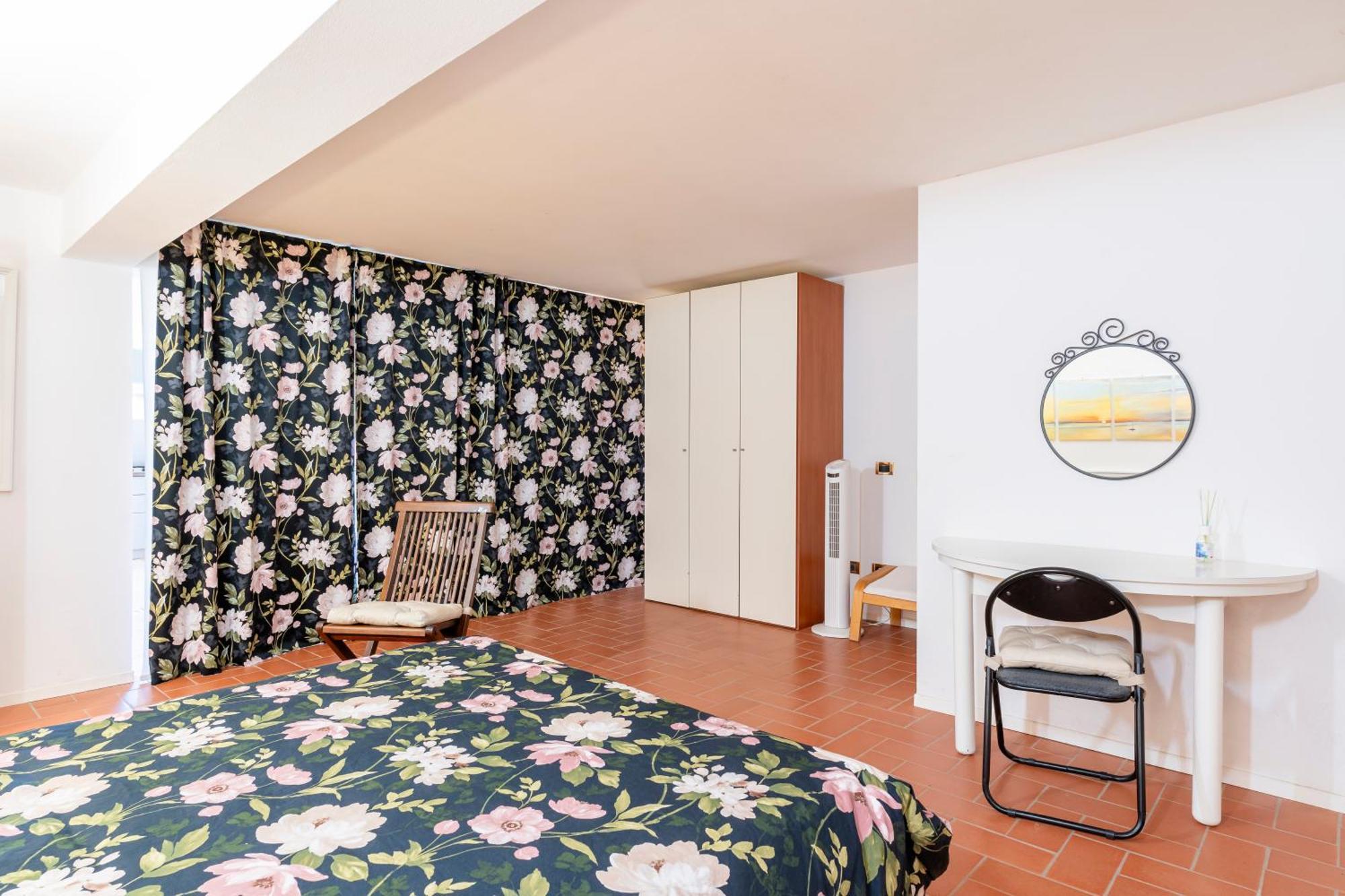 Villa Tra Mare E Bosco Nella Splendida Quercianella Habitación foto
